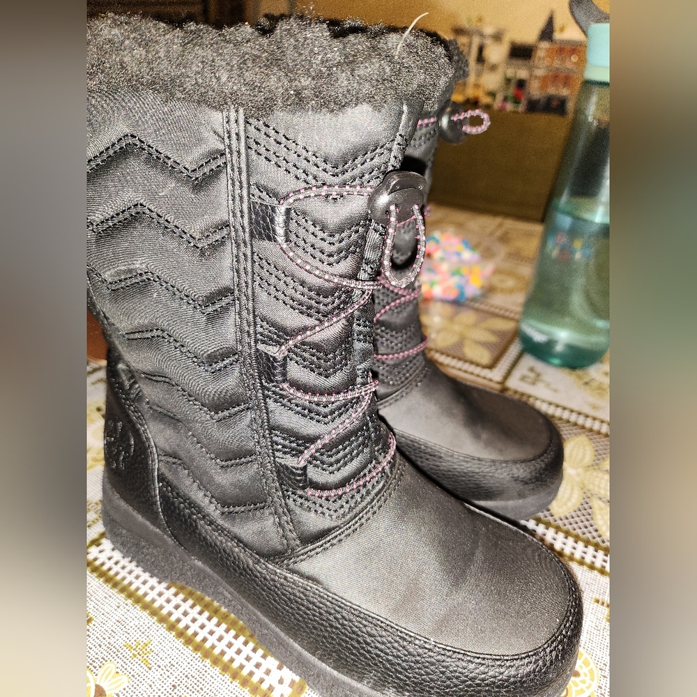 Girl snow boots